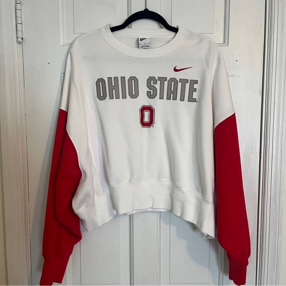 Nike White and Red Crop Sweatshirt